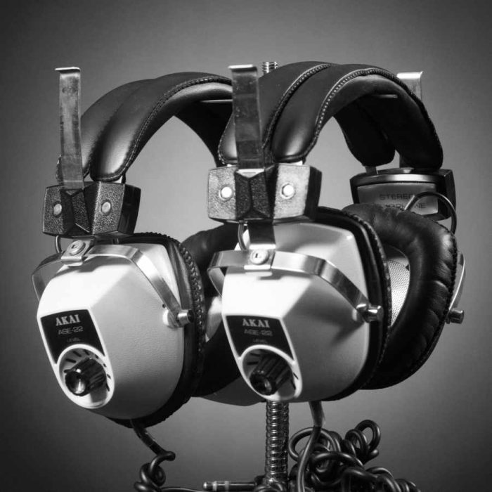 Auriculares cascos estudio sonido vintage atrezzo