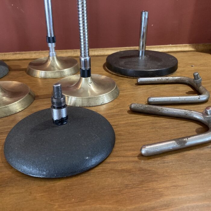 Bases metálicas para micrófonos sobremesa, soportes vintage