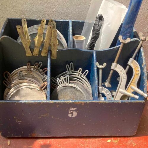 Atrezo de cine: caja de filtros Gaffer retro para escenografía