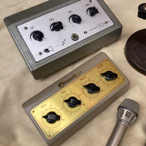 Mesa mezcladora microfonos vintage consola mixer de cabina de radio para atrezo