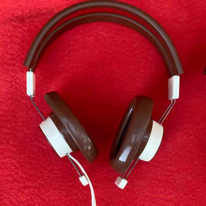 Cascos + micro estudio TV 1960s - Imagen 7