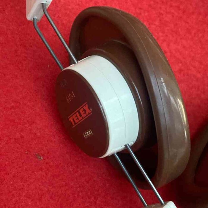 Cascos + micro estudio TV 1960s - Imagen 5